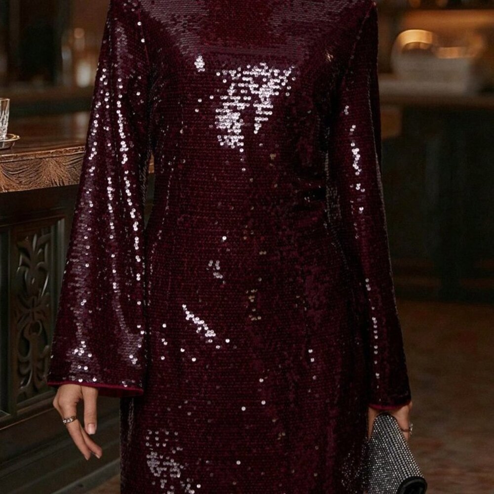 Burgundy Christmas Party Women's Elegant Round Neck Flare Sleeve Sequin Dress